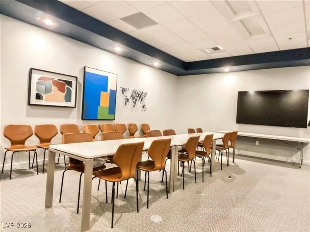 4525 Dean Martin, Las Vegas, NV 89103