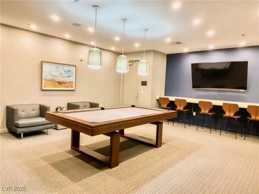 4525 Dean Martin, Las Vegas, NV 89103