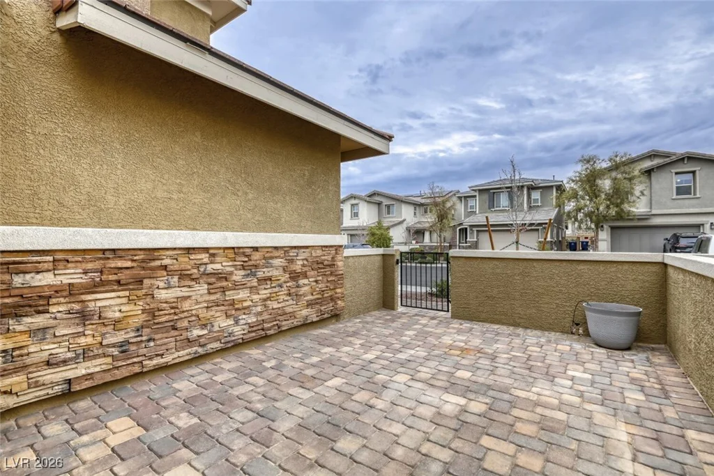 189 Lilt, Henderson, NV 89011