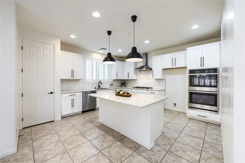 189 Lilt, Henderson, NV 89011