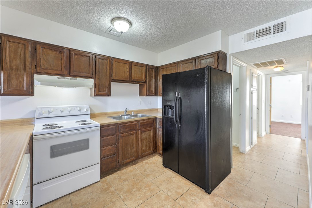 6979 Issac, Las Vegas, NV 89156