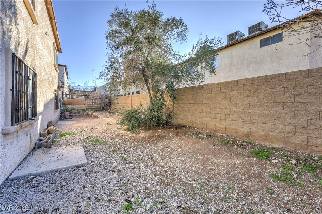 6979 Issac, Las Vegas, NV 89156
