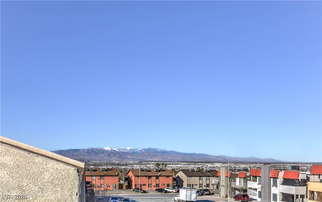 6979 Issac, Las Vegas, NV 89156