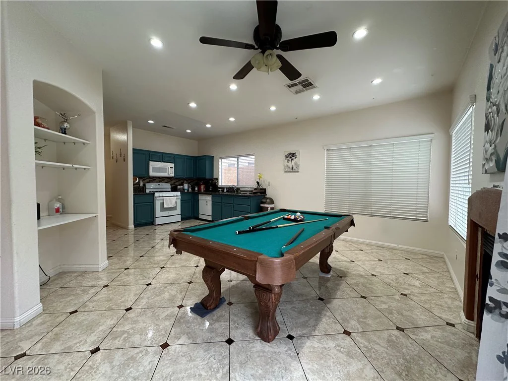 7962 Angel Tree, Las Vegas, NV 89147
