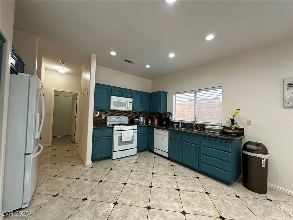 7962 Angel Tree, Las Vegas, NV 89147
