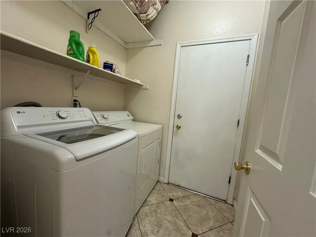 7962 Angel Tree, Las Vegas, NV 89147