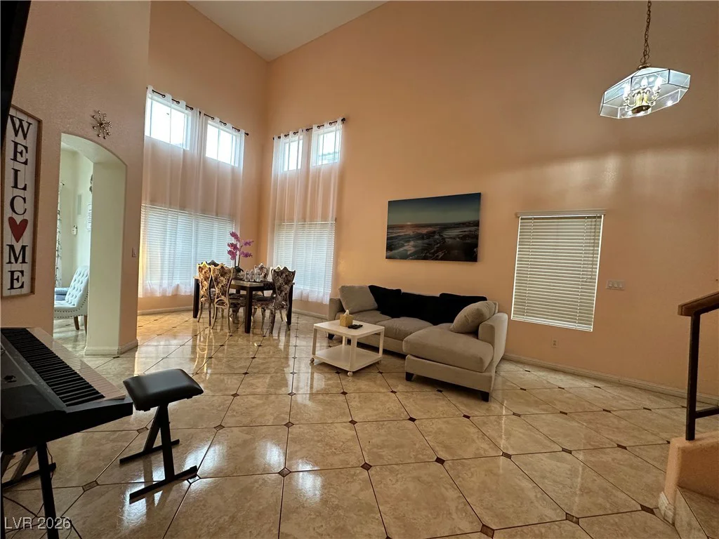 7962 Angel Tree, Las Vegas, NV 89147