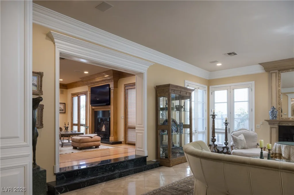 1413 Iron Hills, Las Vegas, NV 89134