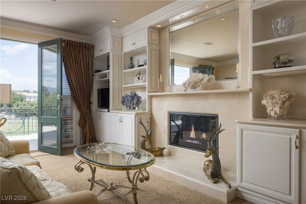1413 Iron Hills, Las Vegas, NV 89134