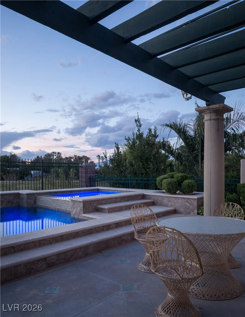 1413 Iron Hills, Las Vegas, NV 89134