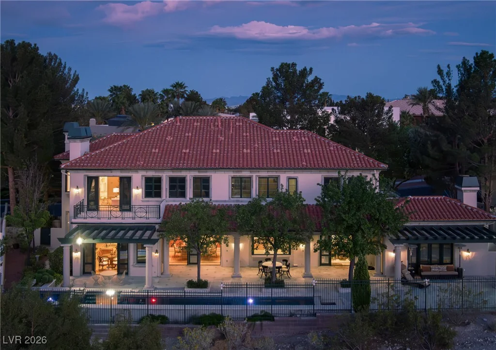 1413 Iron Hills, Las Vegas, NV 89134