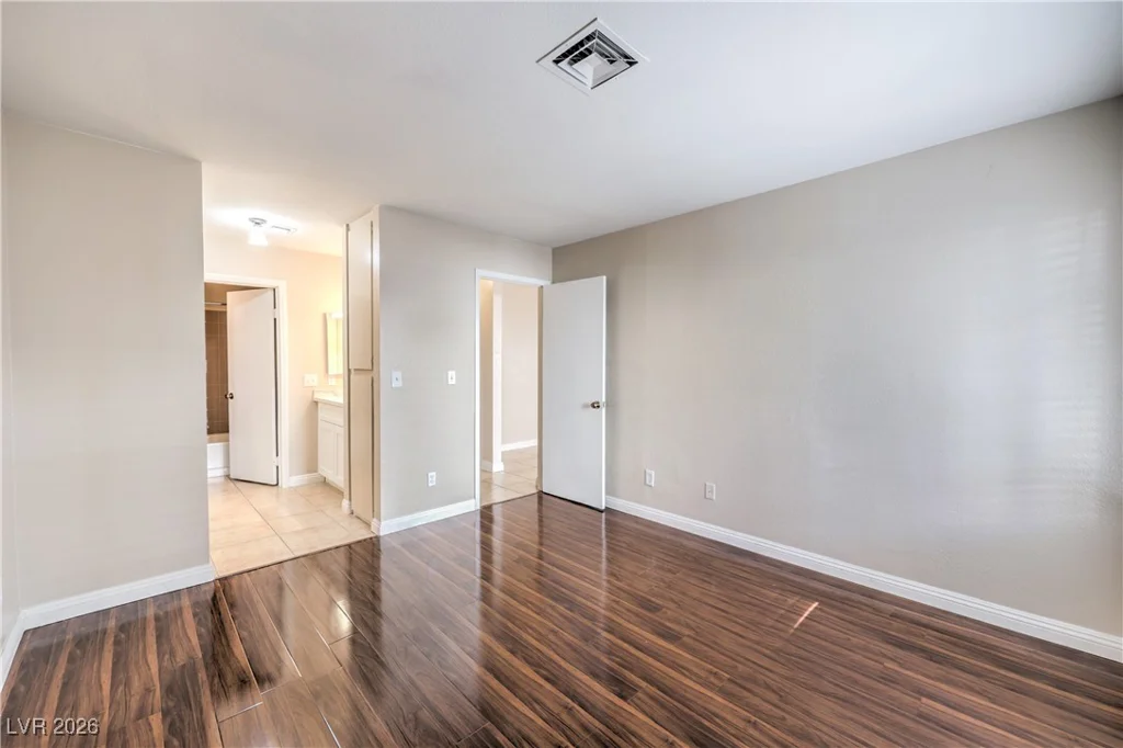 4860 Nara Vista, Las Vegas, NV 89103