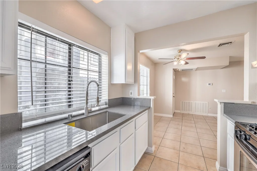 4860 Nara Vista, Las Vegas, NV 89103