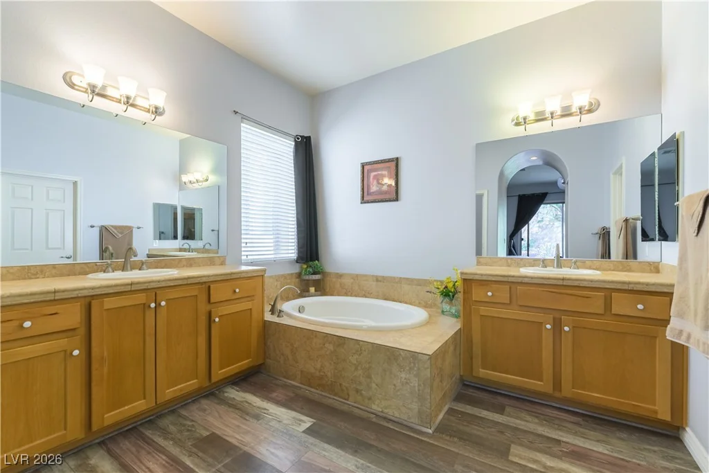 1004 Viale Placenza, Henderson, NV 89011