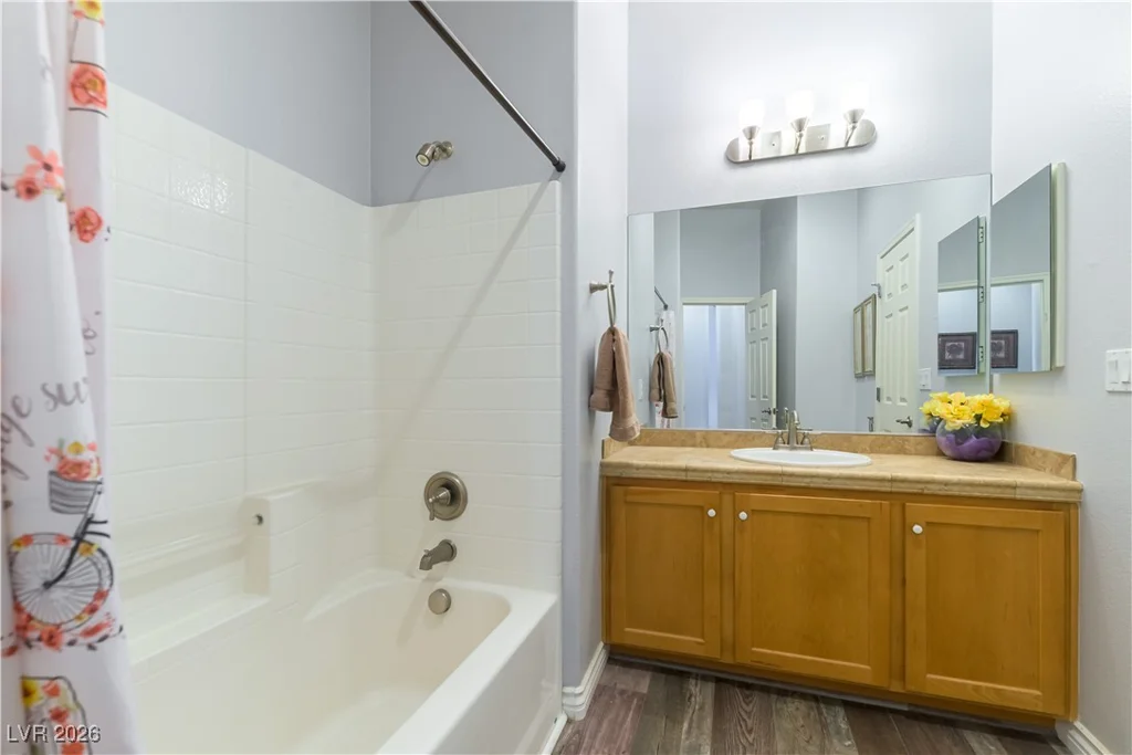 1004 Viale Placenza, Henderson, NV 89011