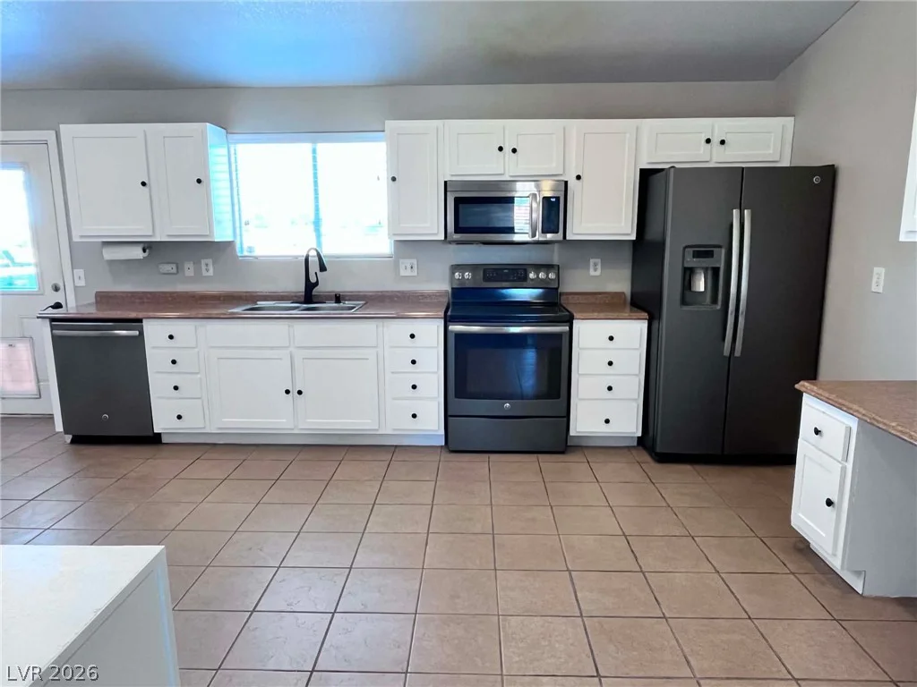 200 Eton, Pahrump, NV 89048
