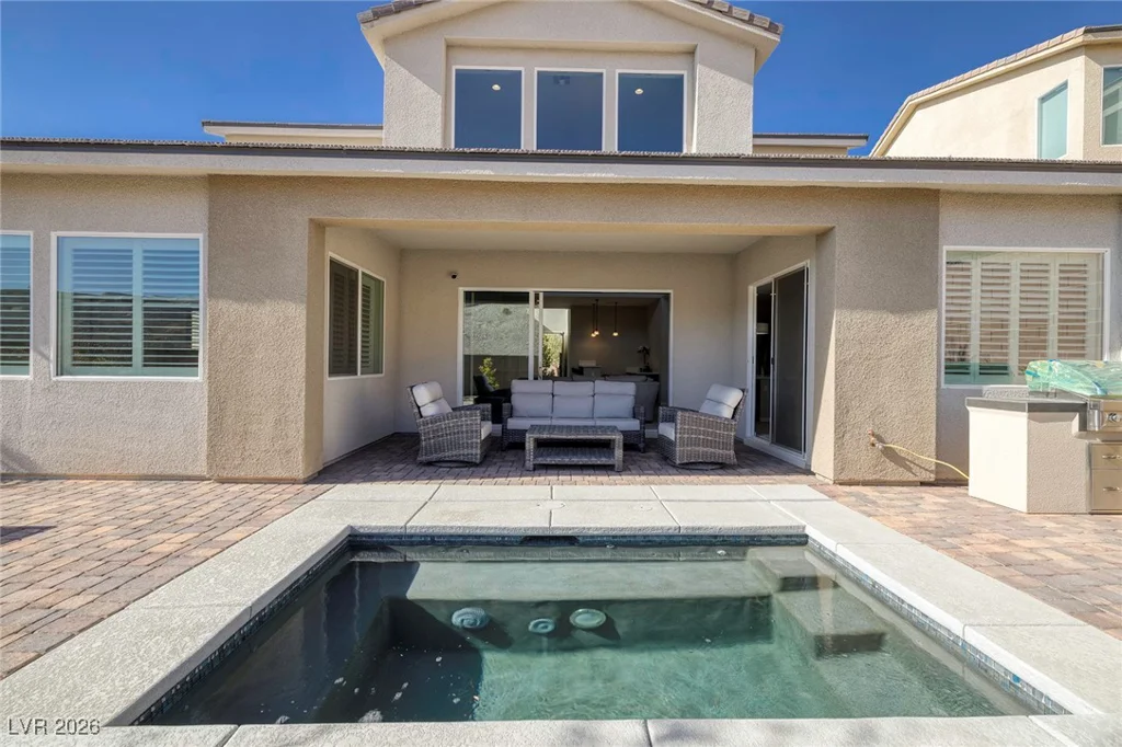 12 Hilltop Crest, Henderson, NV 89011