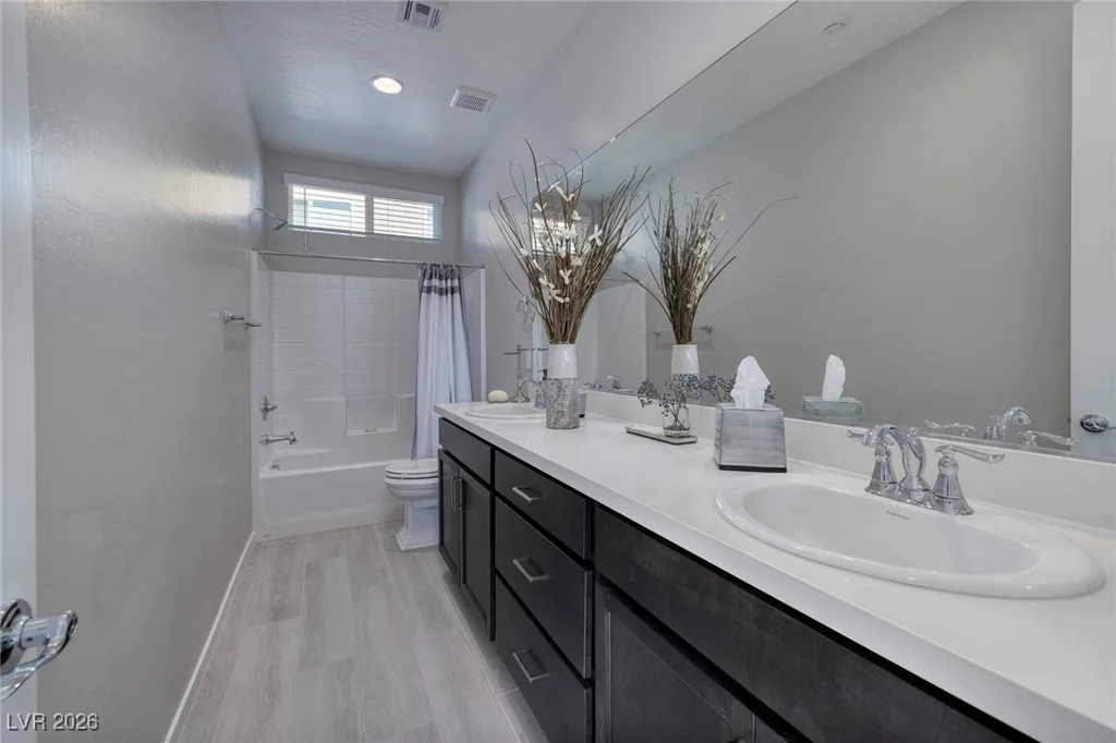 12 Hilltop Crest, Henderson, NV 89011