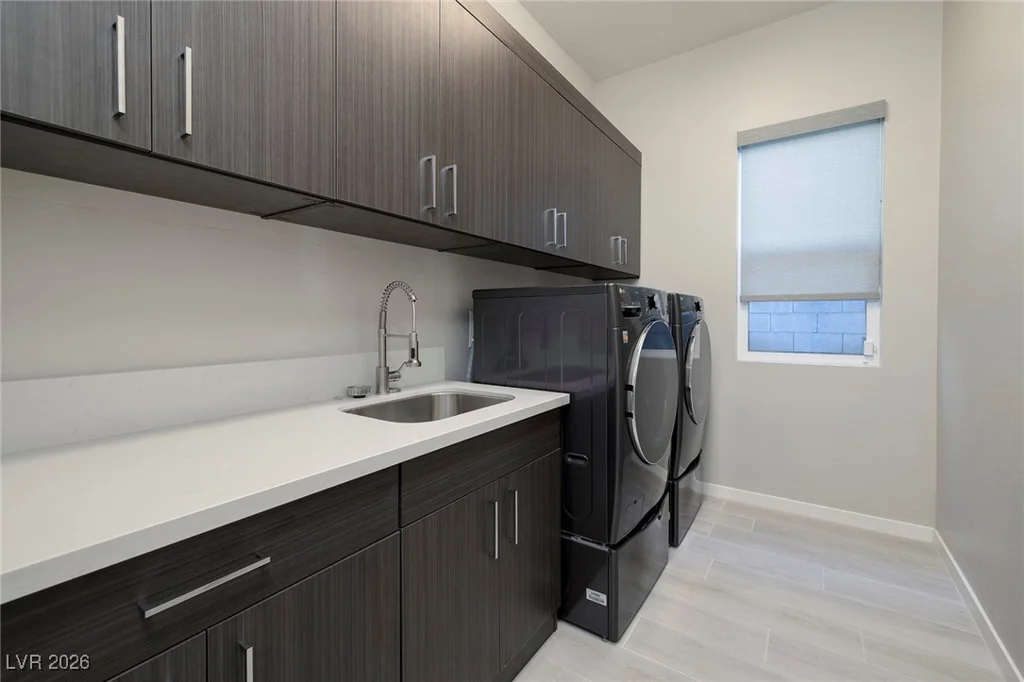 12 Hilltop Crest, Henderson, NV 89011