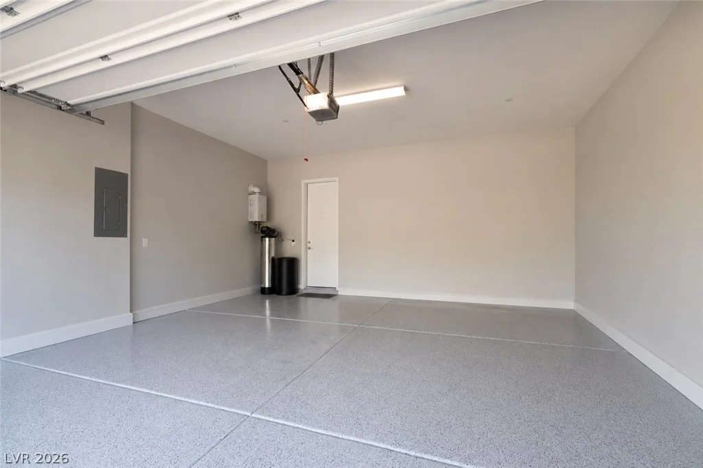 12 Hilltop Crest, Henderson, NV 89011