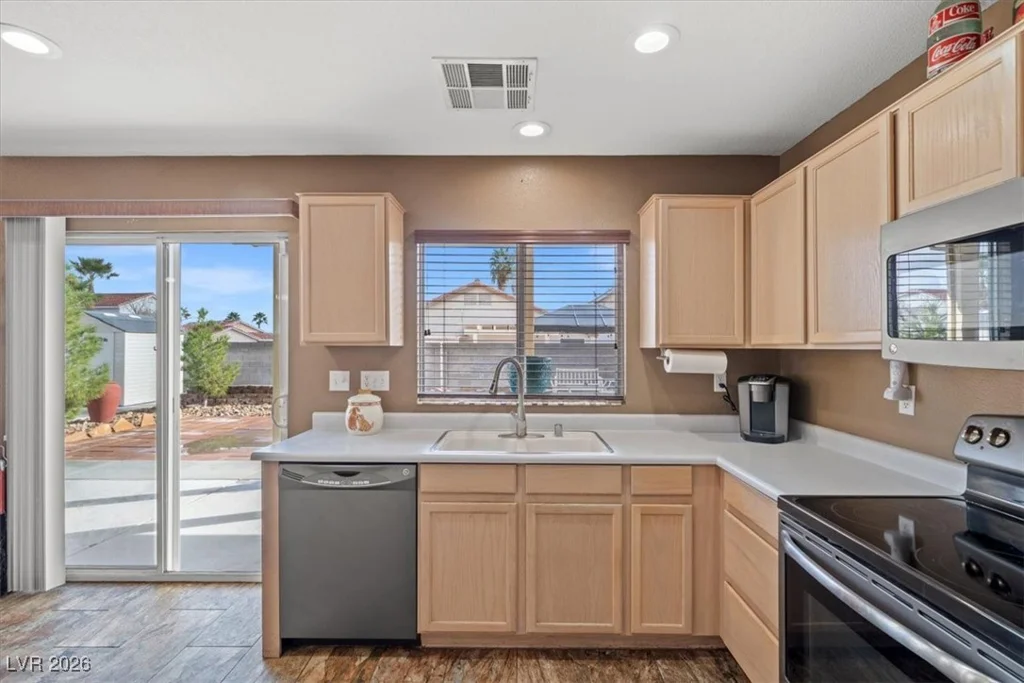 5430 Cloudy Glen, North Las Vegas, NV 89031