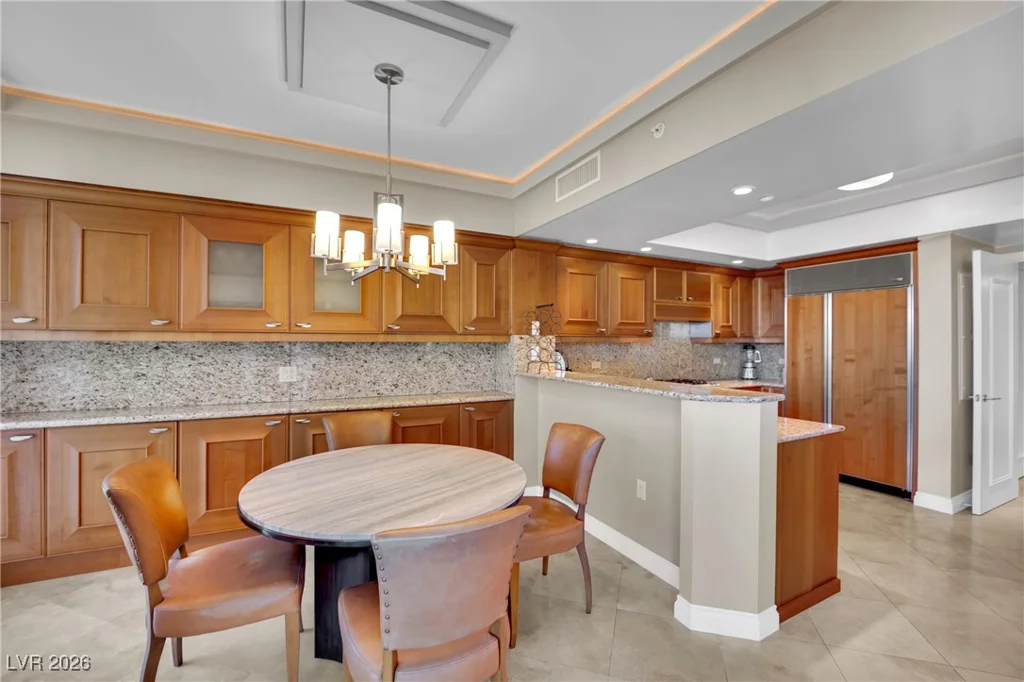 2777 Paradise, Las Vegas, NV 89109