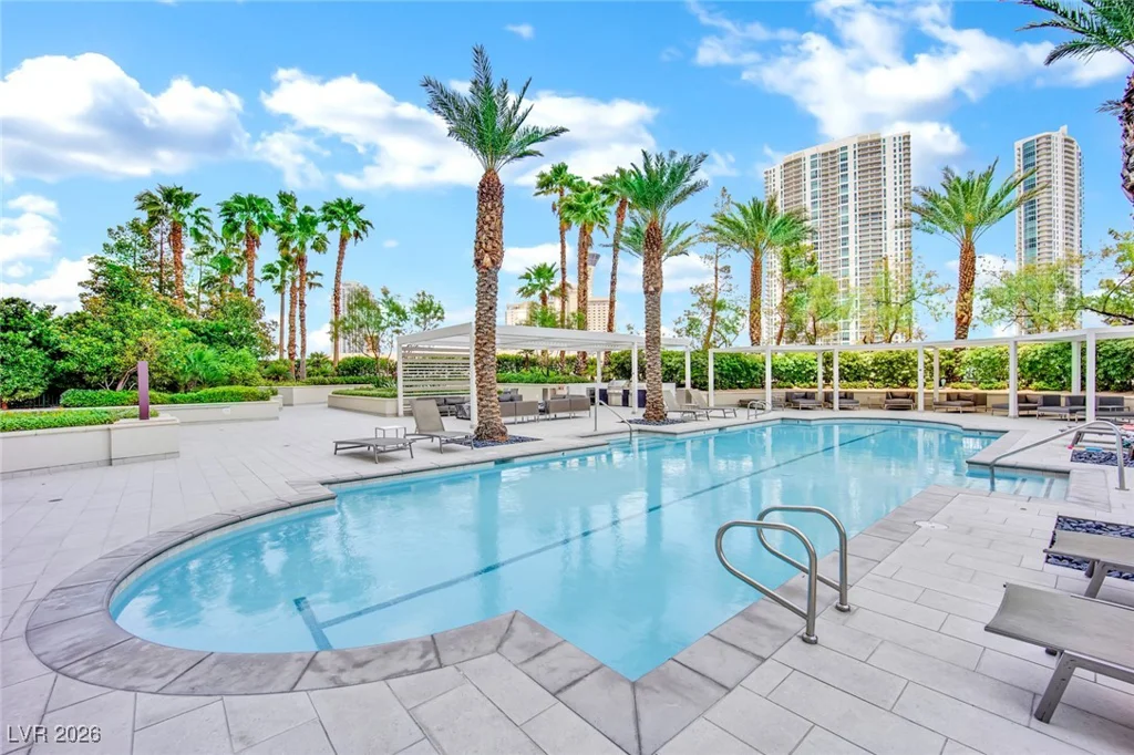 2777 Paradise, Las Vegas, NV 89109