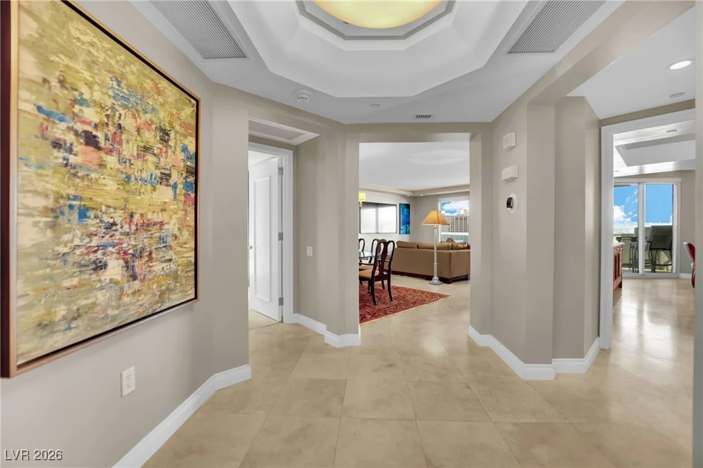 2777 Paradise, Las Vegas, NV 89109