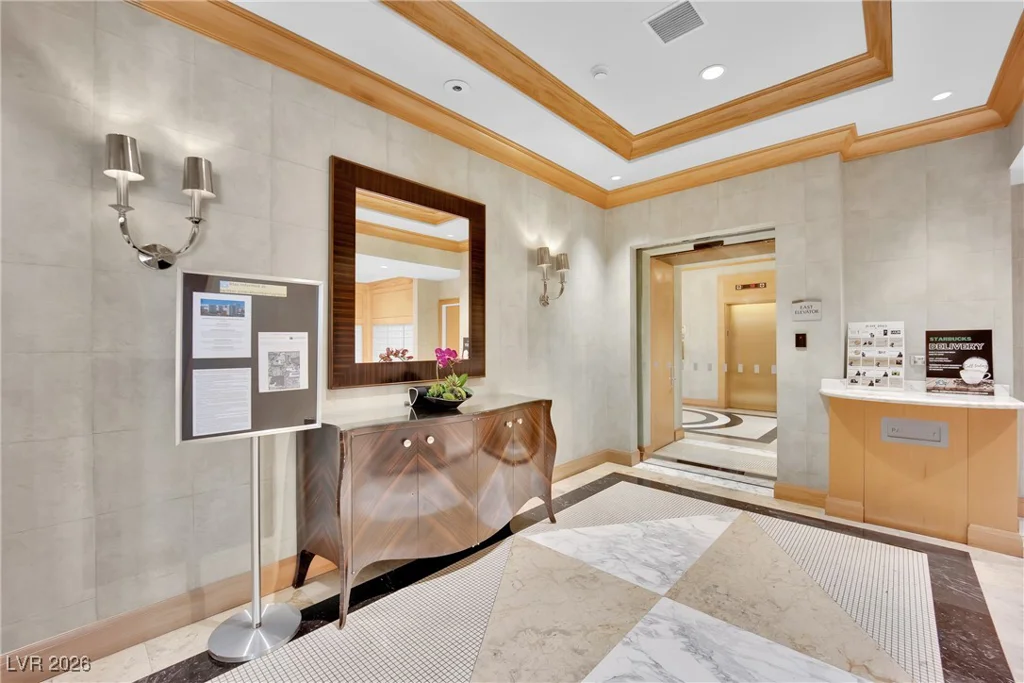 2777 Paradise, Las Vegas, NV 89109