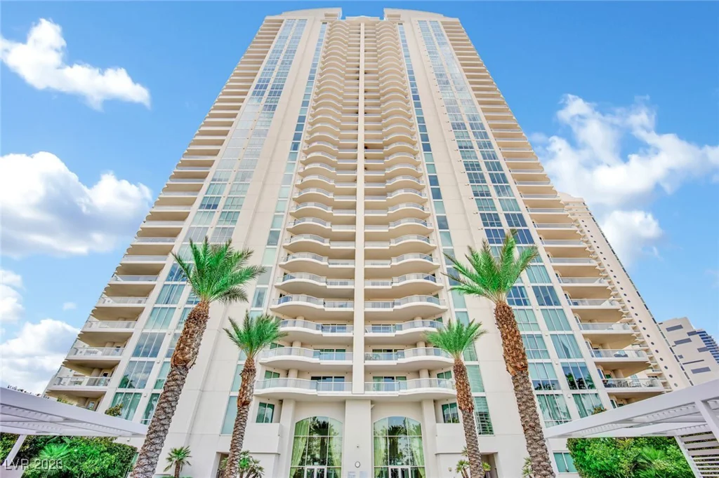 2777 Paradise, Las Vegas, NV 89109