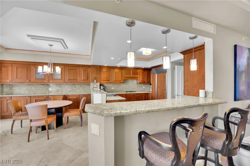 2777 Paradise, Las Vegas, NV 89109