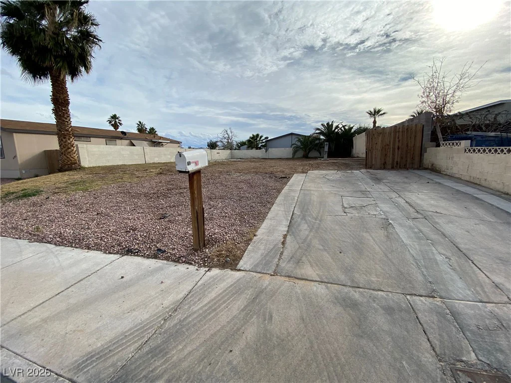 4731 Hildago, Las Vegas, NV 89121