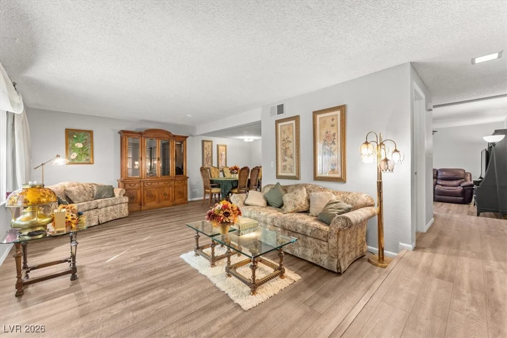 3363 Zephyr, Las Vegas, NV 89121