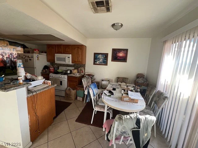 3033 Saint George, North Las Vegas, NV 89030