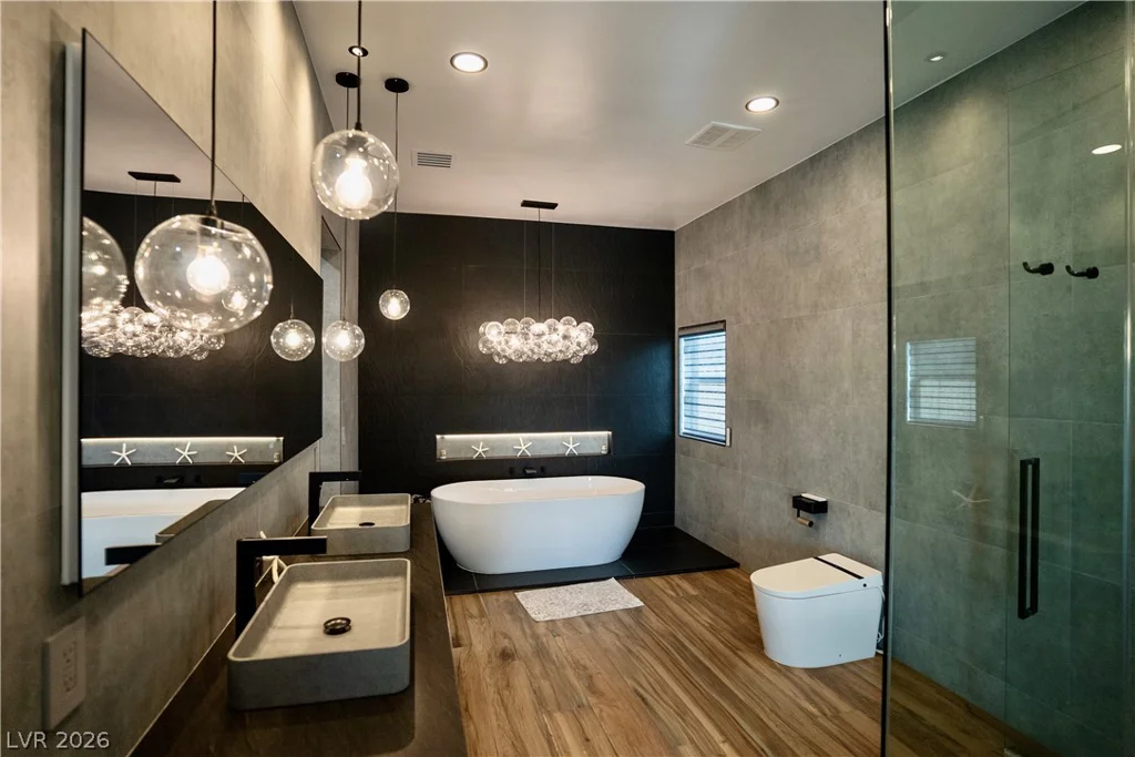 5790 Westwind, Las Vegas, NV 89118