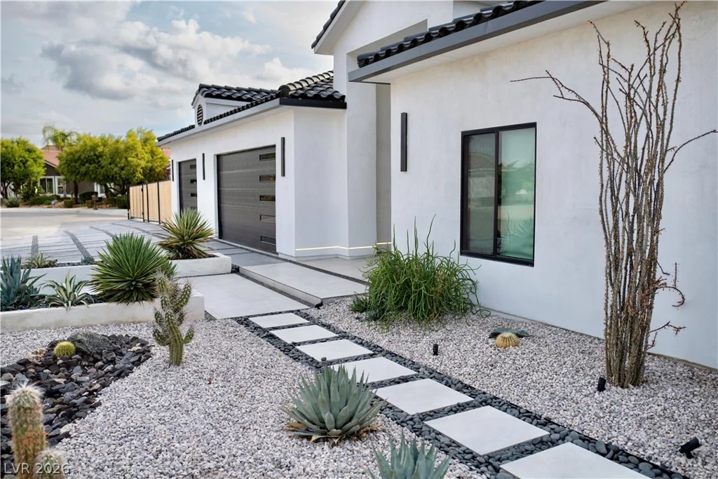 5790 Westwind, Las Vegas, NV 89118