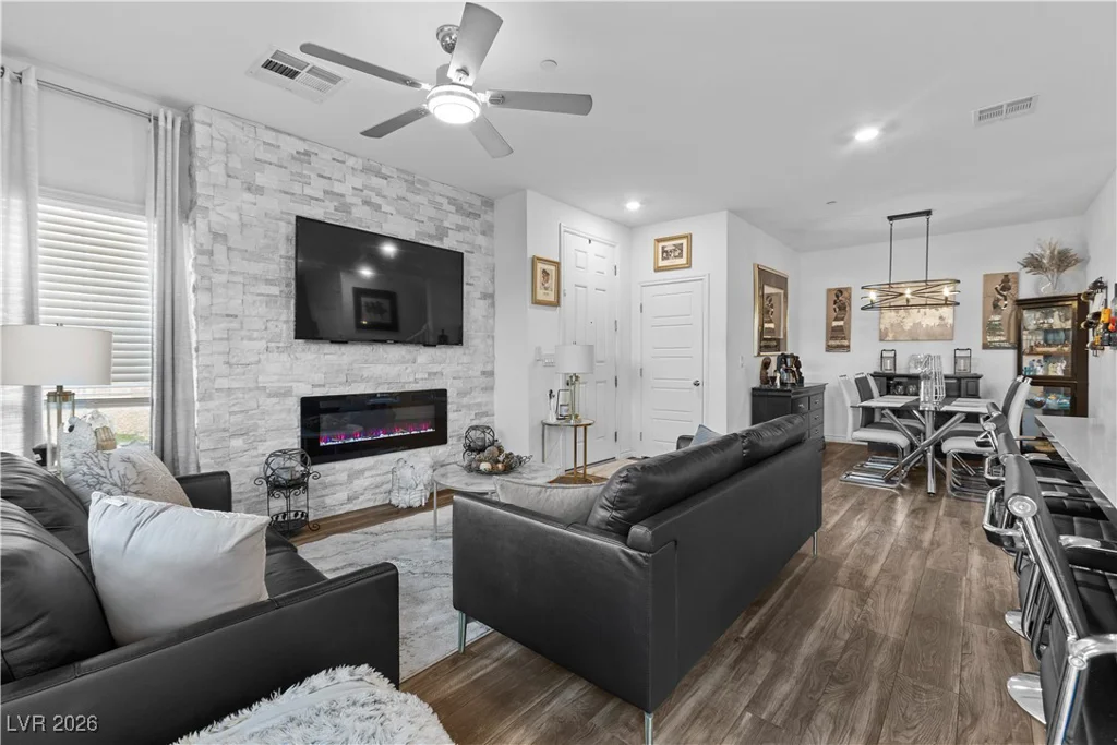206 Callen Falls, Henderson, NV 89011