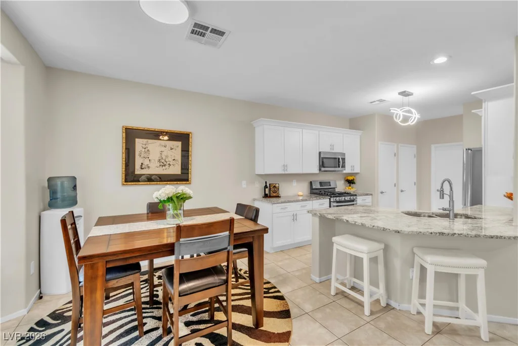 10635 Solar Hawk, Las Vegas, NV 89129