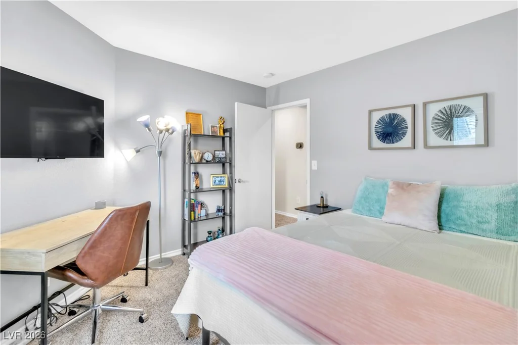 10635 Solar Hawk, Las Vegas, NV 89129