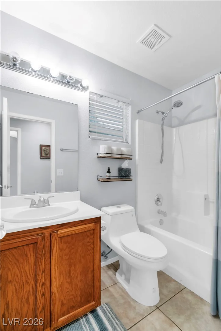 10635 Solar Hawk, Las Vegas, NV 89129