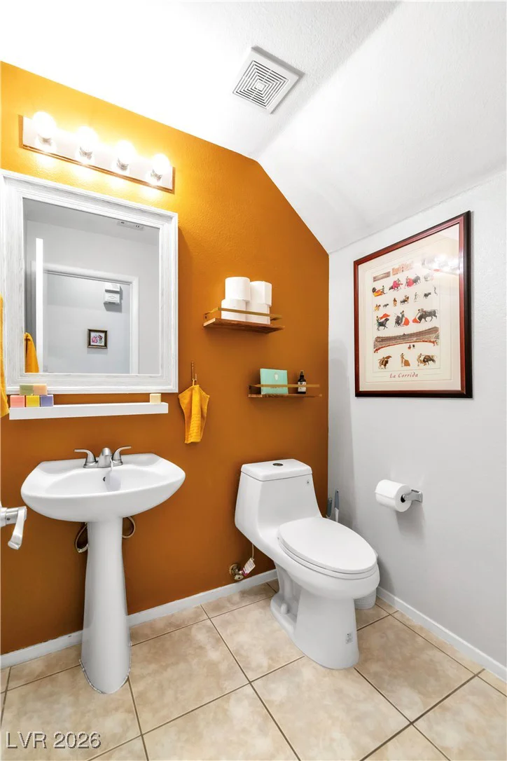10635 Solar Hawk, Las Vegas, NV 89129