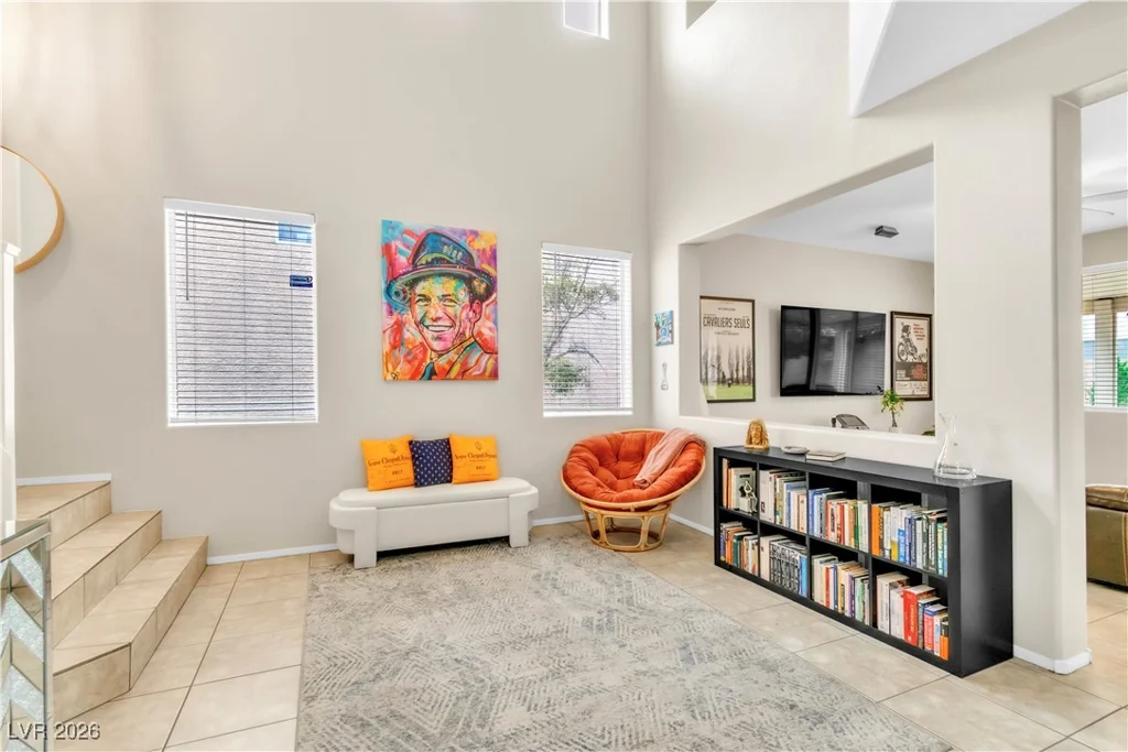 10635 Solar Hawk, Las Vegas, NV 89129
