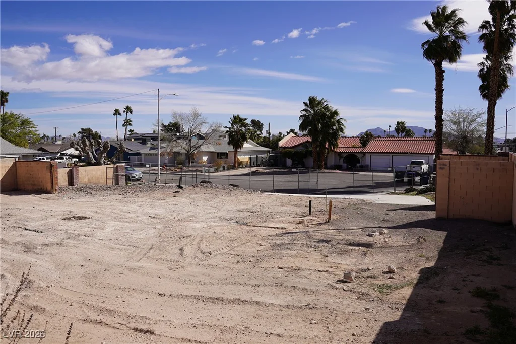 1608 Eaton, Las Vegas, NV 89102