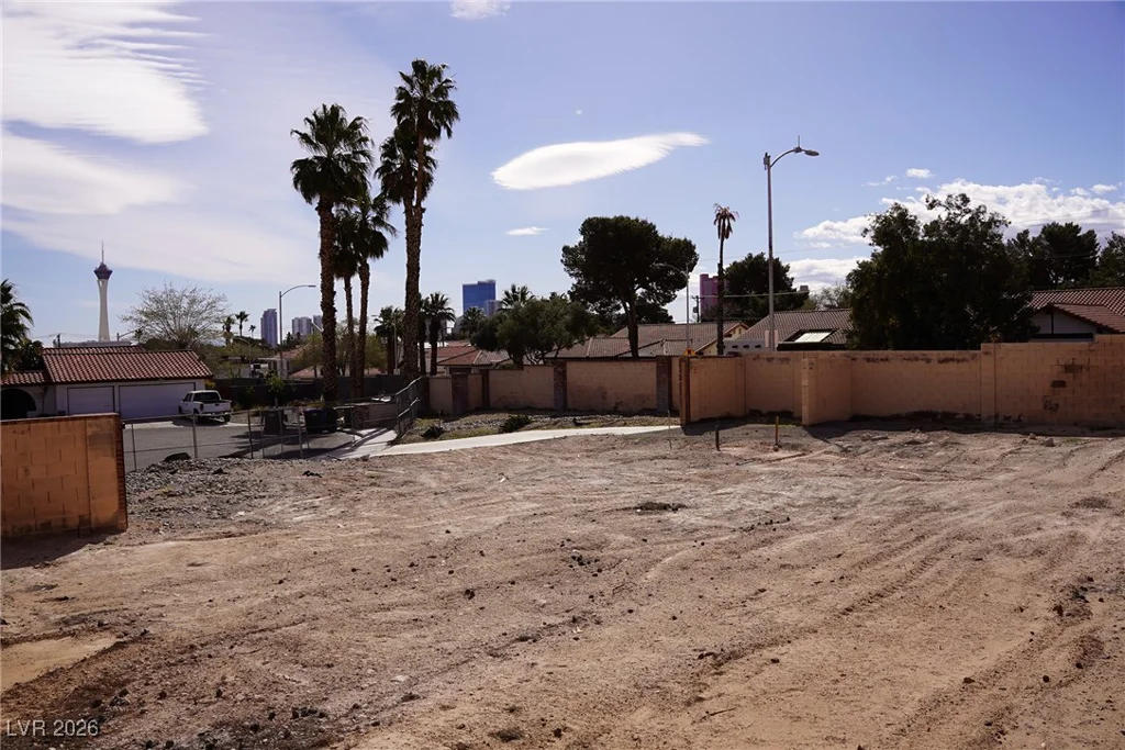 1608 Eaton, Las Vegas, NV 89102