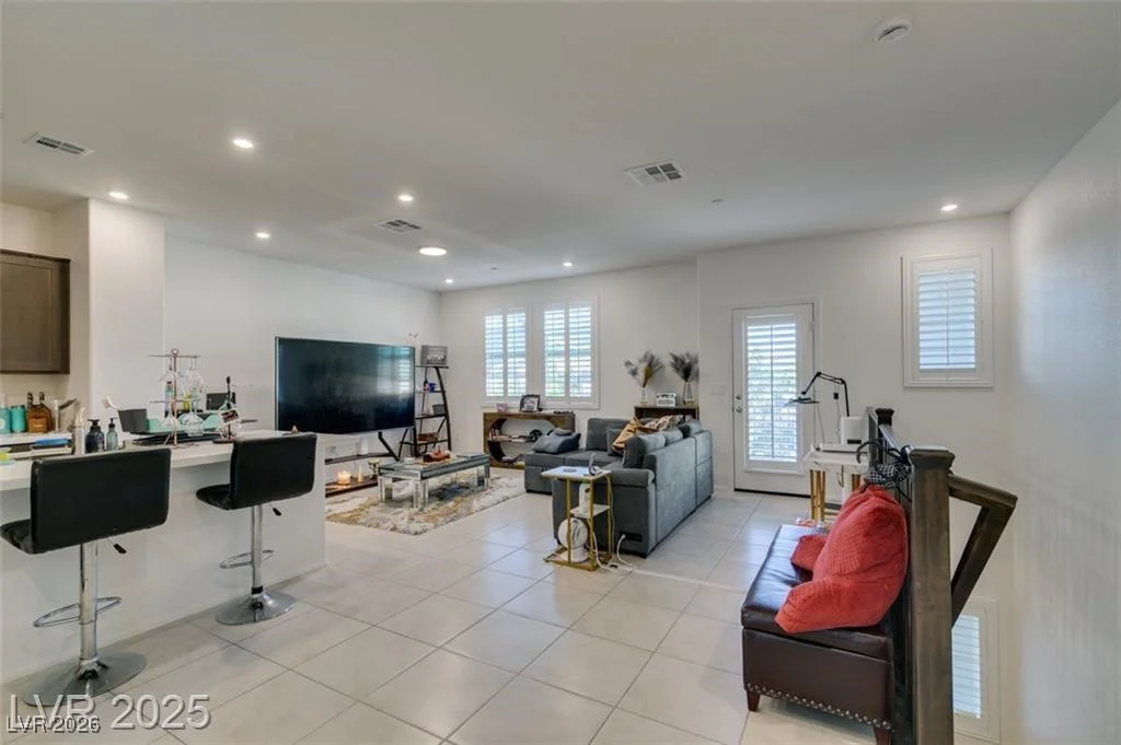 6251 Runestone, Las Vegas, NV 89113
