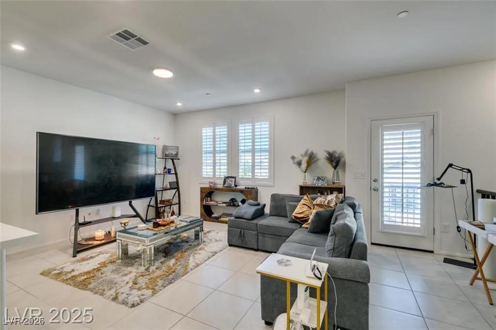 6251 Runestone, Las Vegas, NV 89113