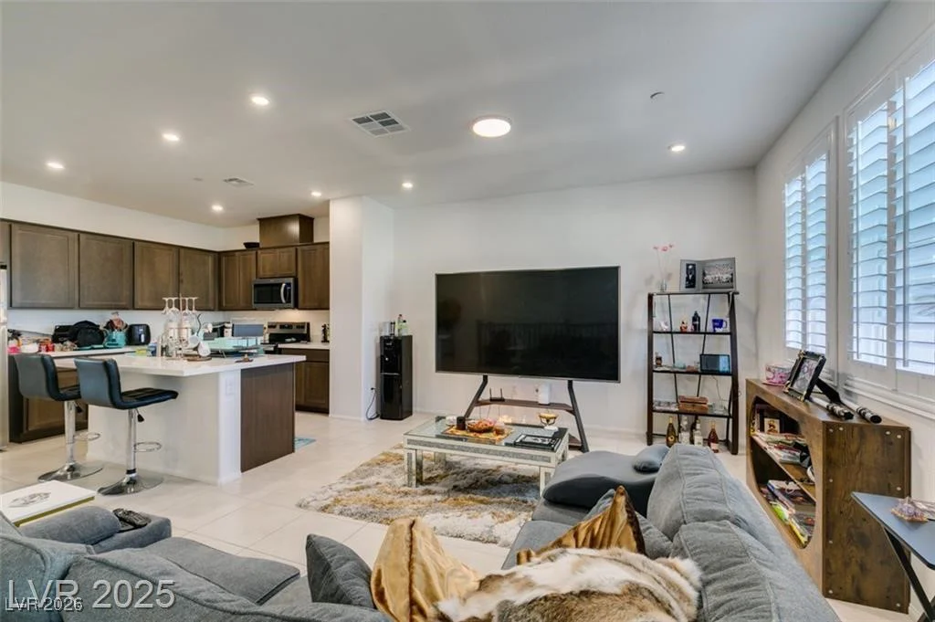 6251 Runestone, Las Vegas, NV 89113
