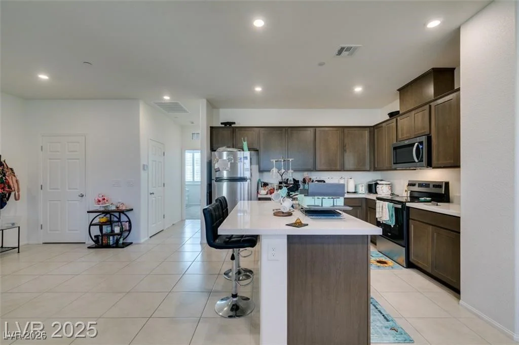 6251 Runestone, Las Vegas, NV 89113