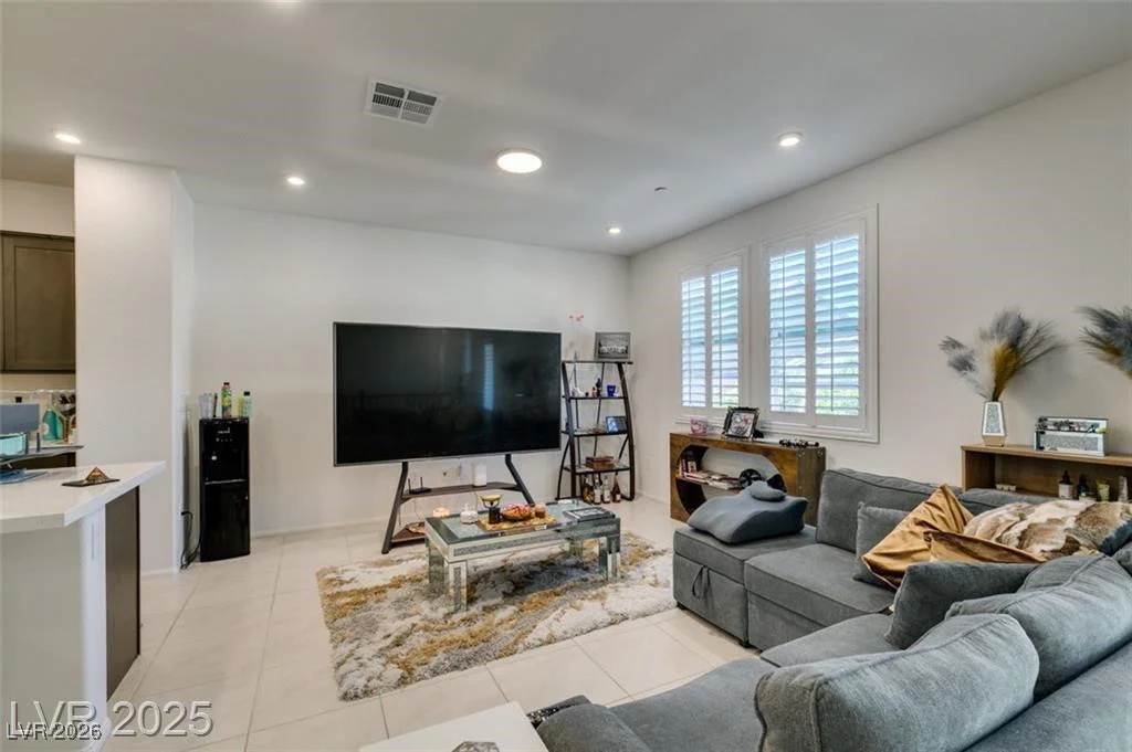 6251 Runestone, Las Vegas, NV 89113