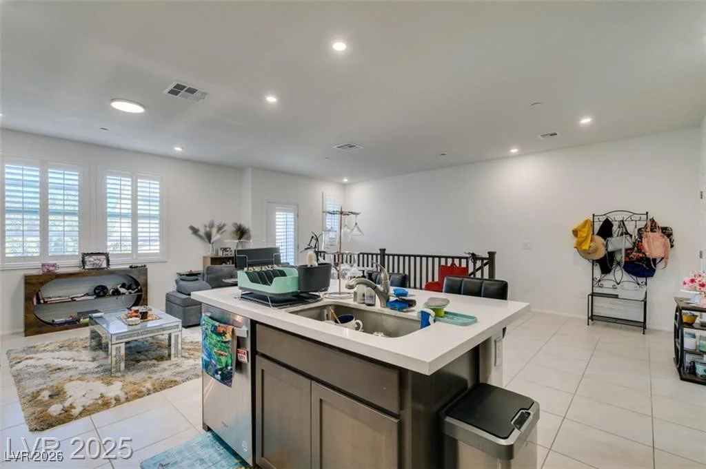 6251 Runestone, Las Vegas, NV 89113